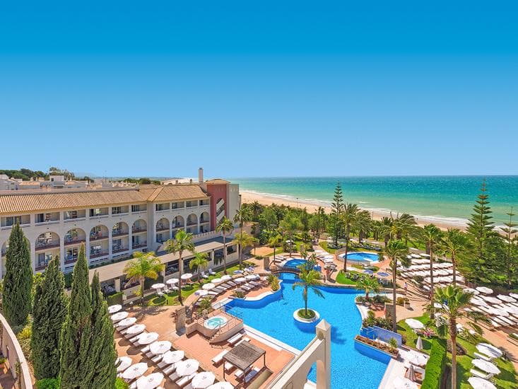 Bizar laag: 8 dagen Fuerte Conil Resort in zonnig Conil voor €331!